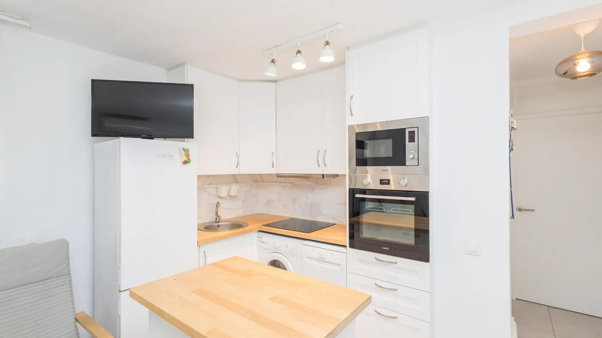 Apartamento Lightbooking San Agustin Montenegro 0*, San Agustín España